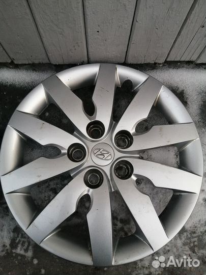 Колпаки ориг на диски r16 hyundai