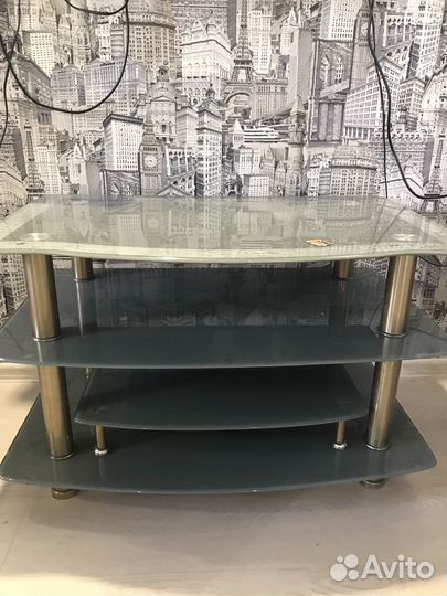 Стеклянная тумба