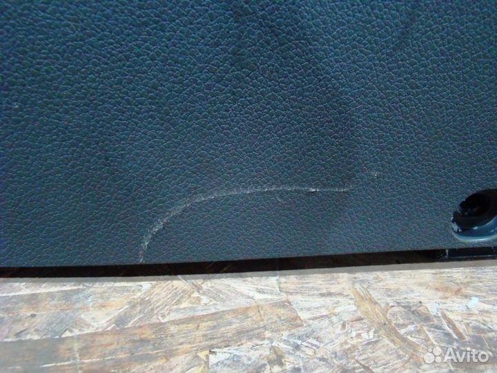 Ford Kuga 1 Консоль с подлокотником