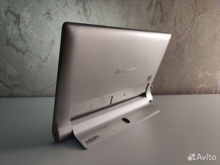 Планшет Lenovo Yoga