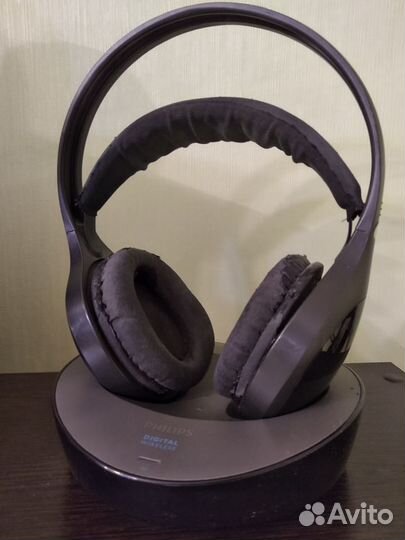 Беспроводные мониторные наушники Philips
