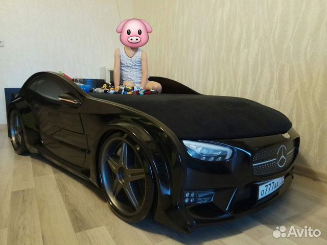 Кровать детская в виде машины