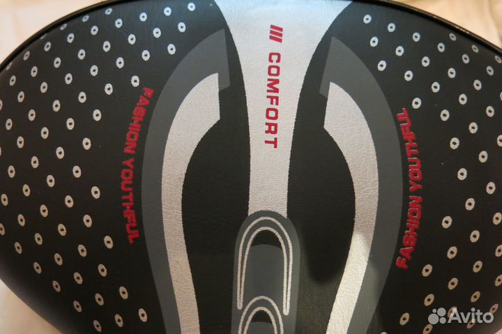 Велосипедное седло широкое