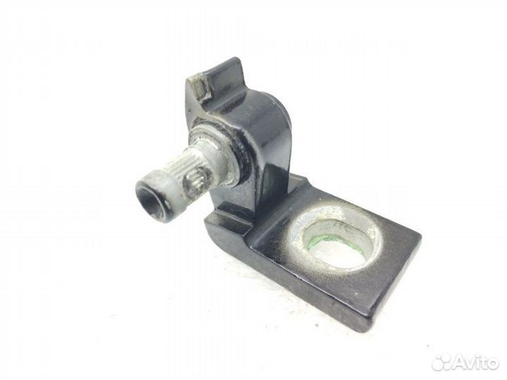 Петля двери передняя правая Volkswagen Tiguan 1