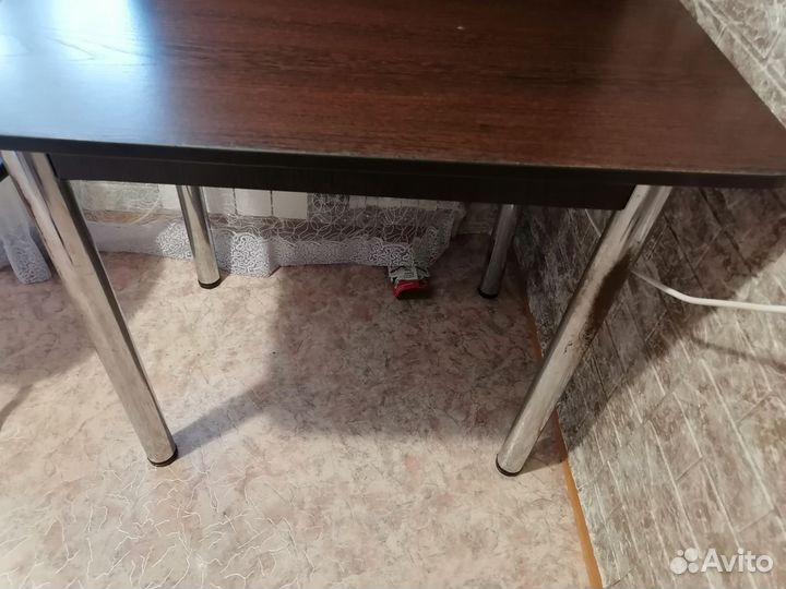 Стол кухонный раздвижной