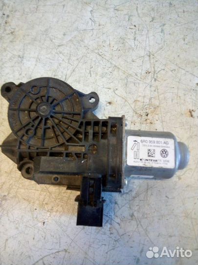 Мотор стеклоподъемника передний левый Volkswagen