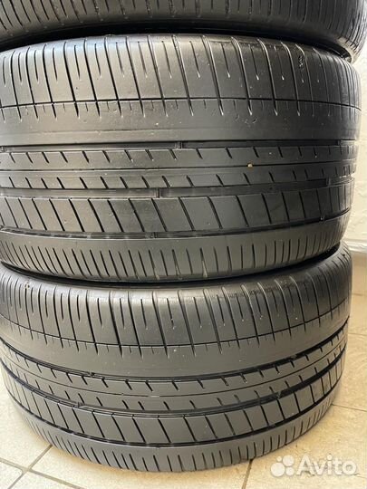 Michelin Pilot Sport 3 255/40 R20 и 285/35 R20 104Y