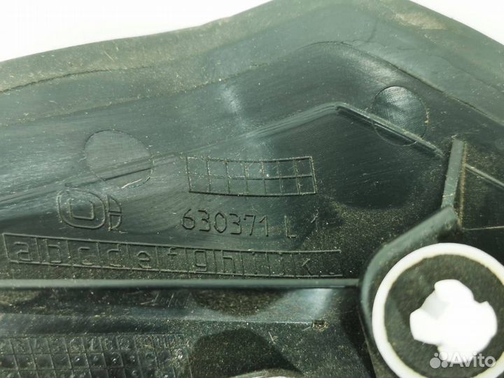 Водосток крышки багажника левый BMW 5 G30/G31 G30