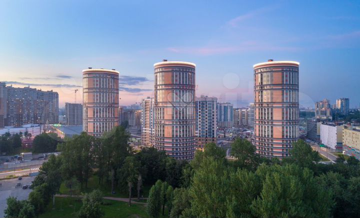 4-к. квартира, 118 м², 15/25 эт.