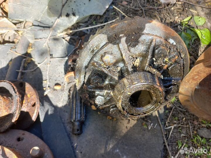 Поворотный кулак на УАЗ