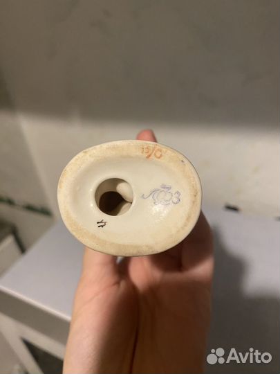 Статуэтка Фарфоровая 