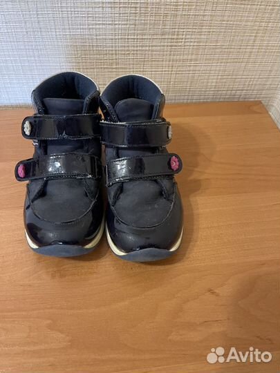 Ботинки для девочки 28 размер 17.5 см