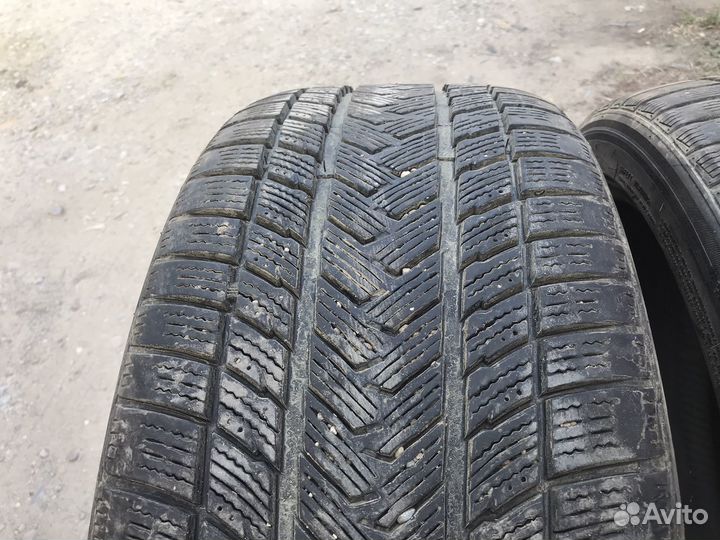 Gripmax Status Pro Winter 245/40 R20 и 275/35 R20 102V