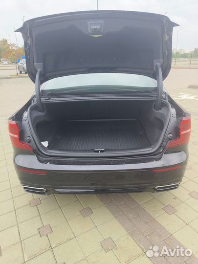 Volvo S60 2.0 AT, 2021, 21 000 км