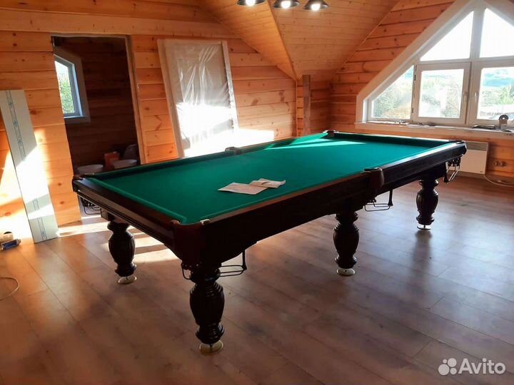 Бильярдный стол