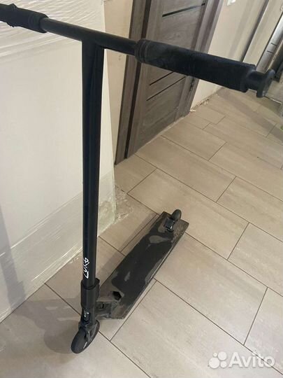 Трюковой самокат tech team zorg