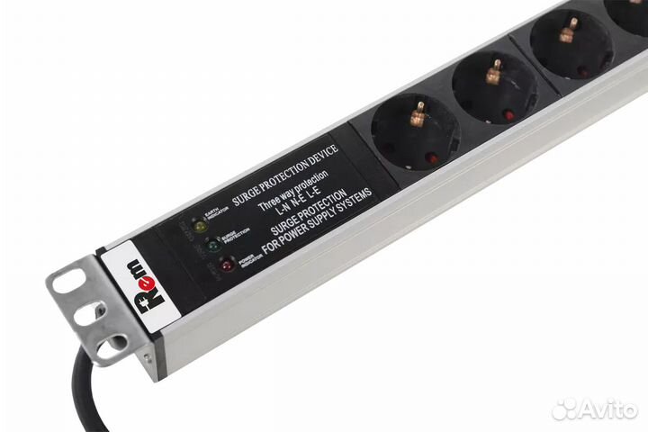 Блок розеток цмо R-16-15S-10C13-FI-1820-3