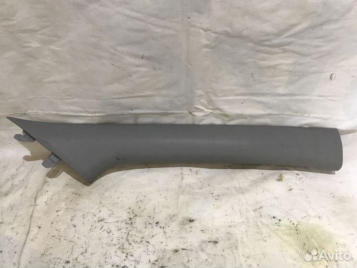 Накладка стойки Hyundai Solaris 2010–2017