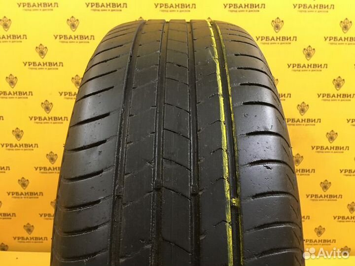 Kumho Ecsta HS51 205/60 R16 92H