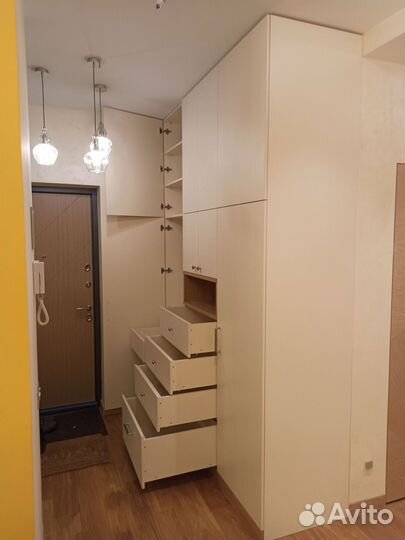 Шкаф распашной