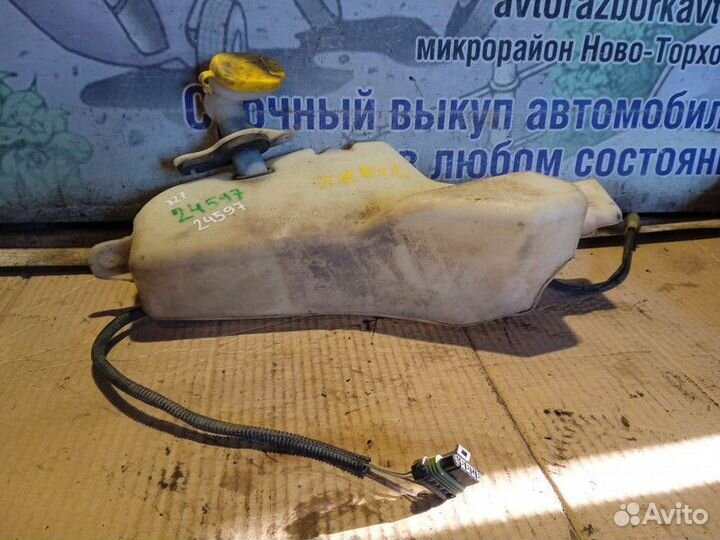 Бачок омывателя Renault Scenic