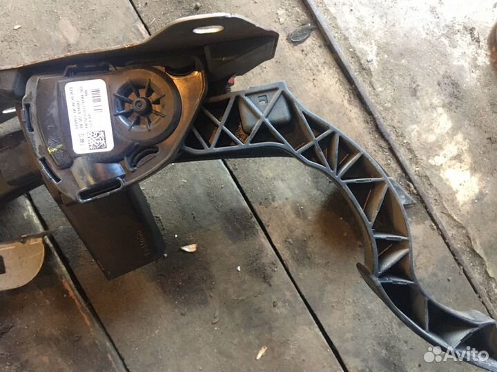 Электропедаль Ford Focus 3 1.6