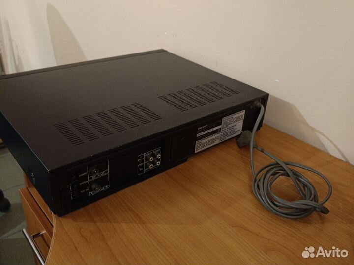 Видеомагнитофон sharp VC A116