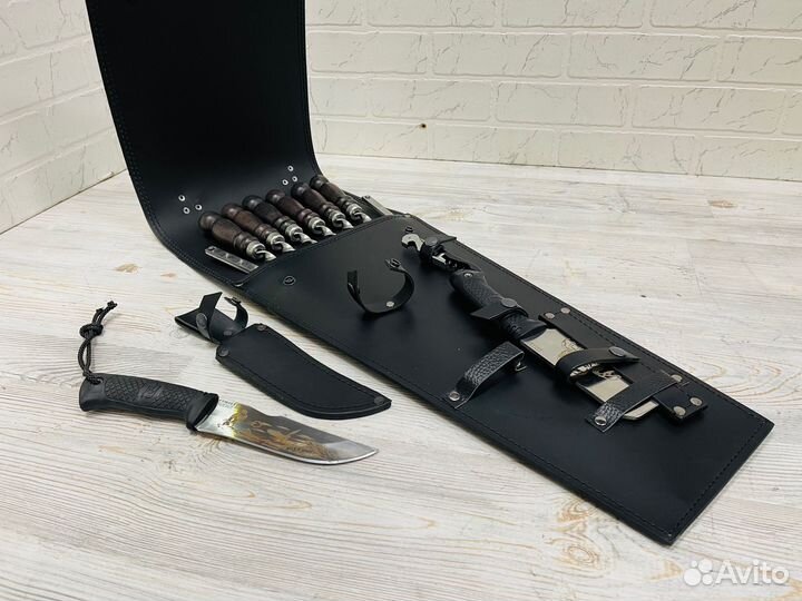 Набор шампуров Кизляр в кожаном чехле 12 предметов