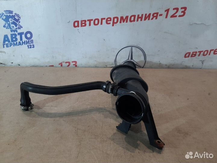 Патрубок интеркулера Mercedes C200 W204 271.950