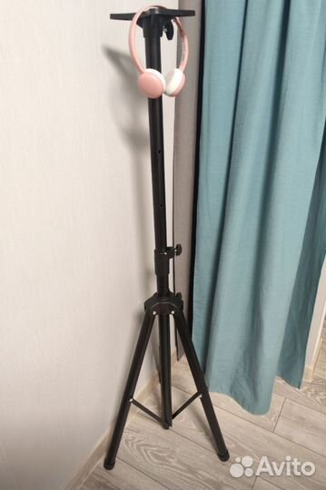 Стойки для колонок