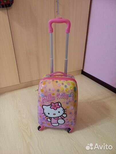 Детский чемодан