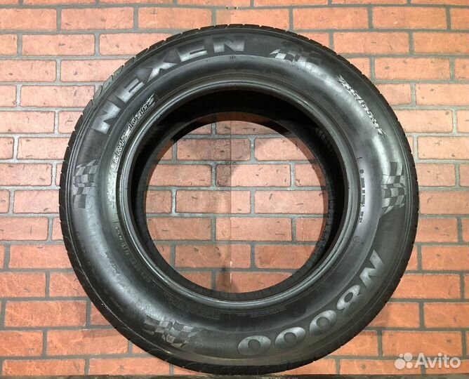 Nexen N8000 235/65 R17 104H