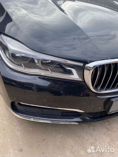 BMW 7 серия 3.0 AT, 2017, битый, 50 000 км