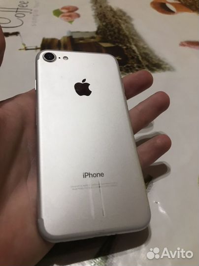 iPhone 7, 128 ГБ