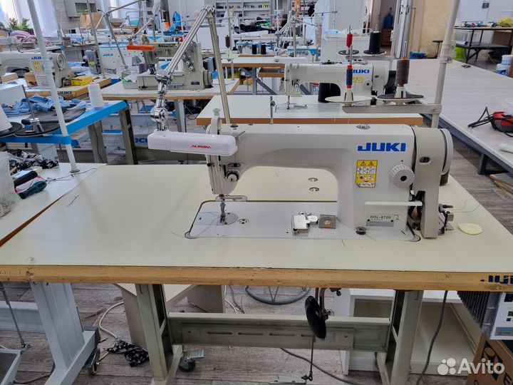 Машинка прямострочная бу