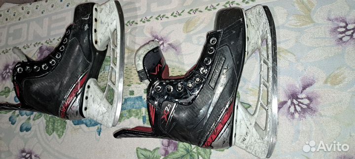 Хоккейные коньки bauer