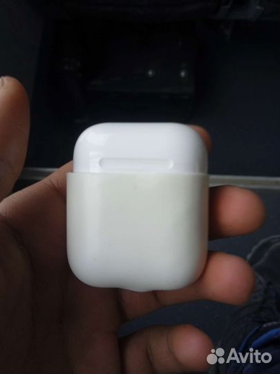 Беспроводные наушники apple airpods