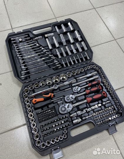 Набор инструментов 218 предметов