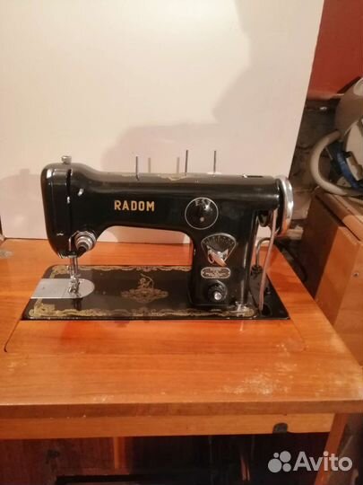 Швейная машина Radom примерно 1965г Польша