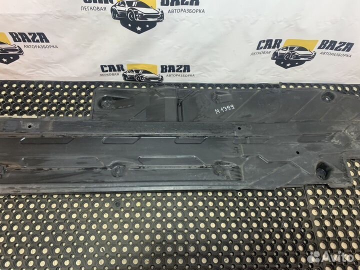 Защита антигравийная днища правая R