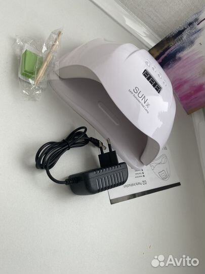 Лампа для сушки ногтей
