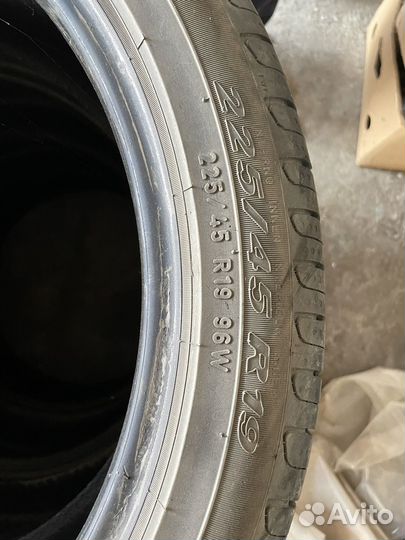 Pirelli Scorpion 255/45 R19 W