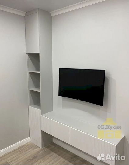 Распашной шкаф