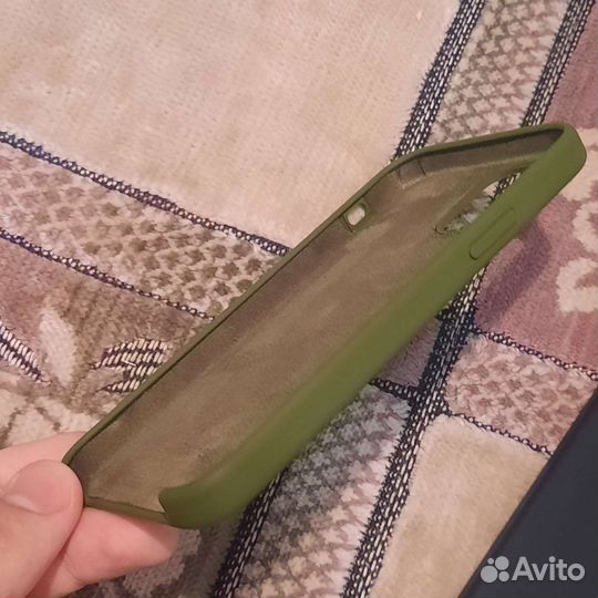 Чехол на iPhone 12