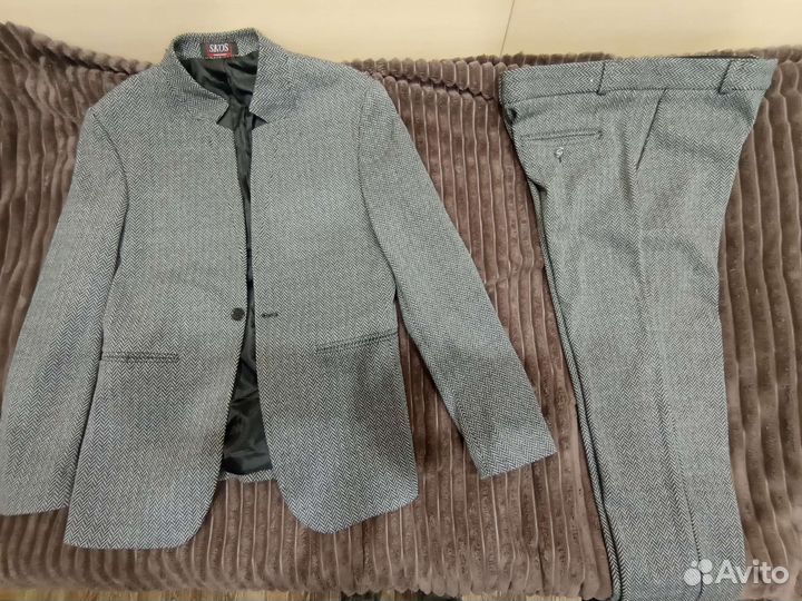 Брючный костюм мужской 48