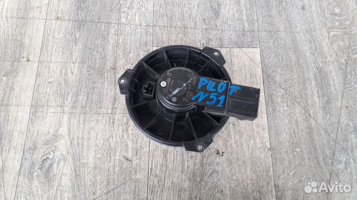 Моторчик вентилятор печки №51 Honda Pilot 2010