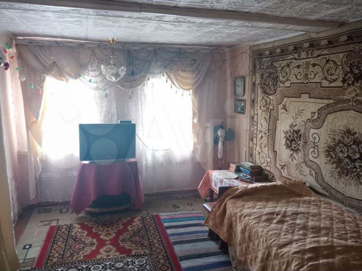 Дом 30,4 м² на участке 8 сот.