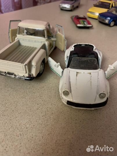 Машинки модельки