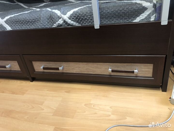 Двухъярусная кровать бу