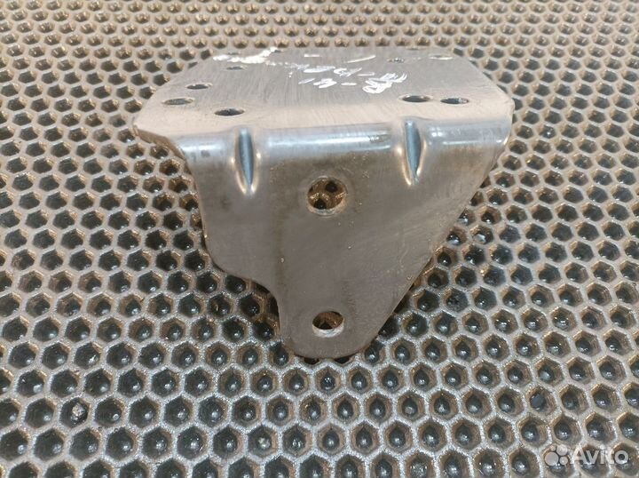 Кронштейн модулятора Iveco Stralis, Volvo FH